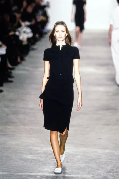 Look 4